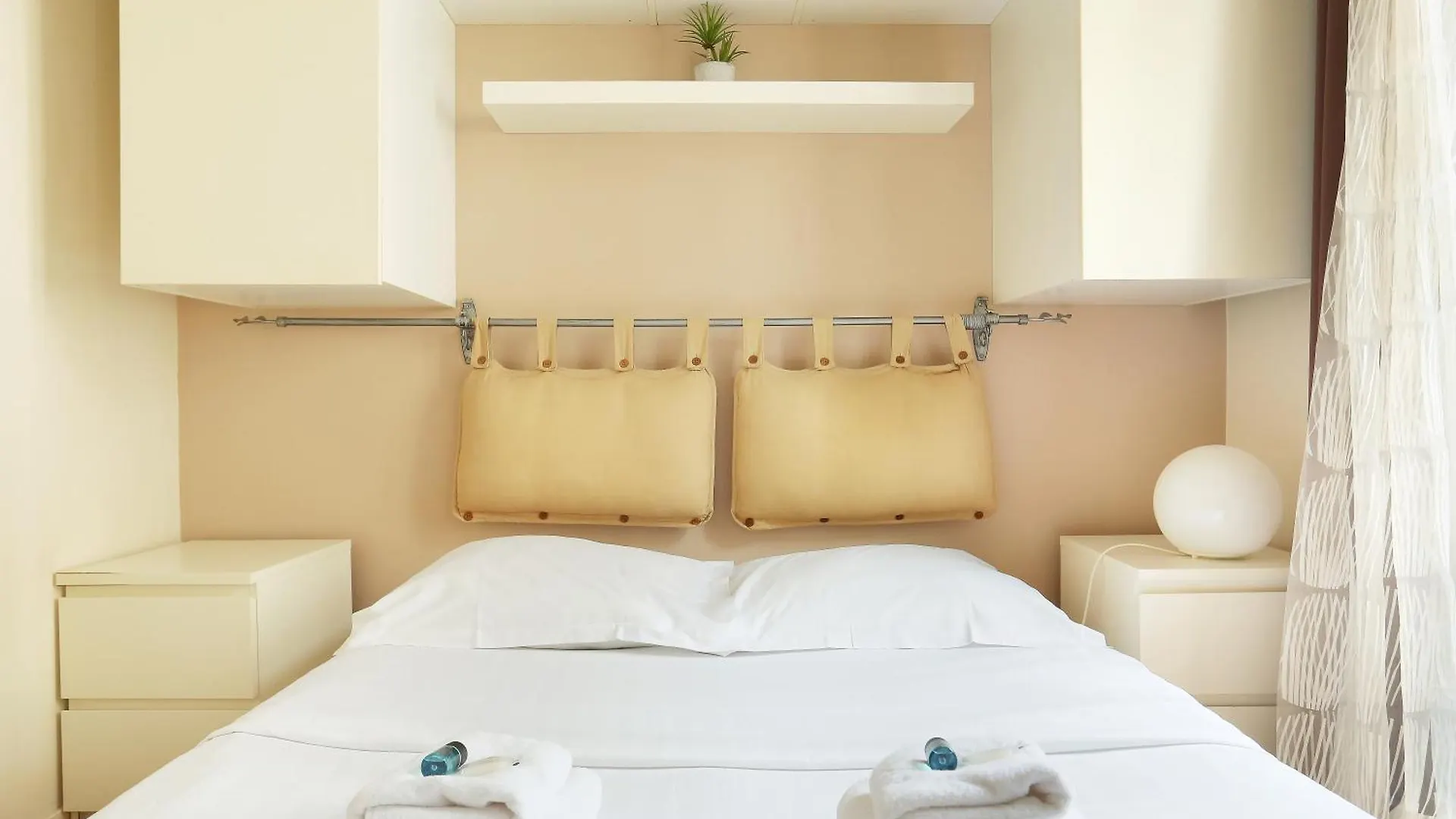Pick A Flat'S Apartments In Batignolles - Rue Biot Paryż Francja