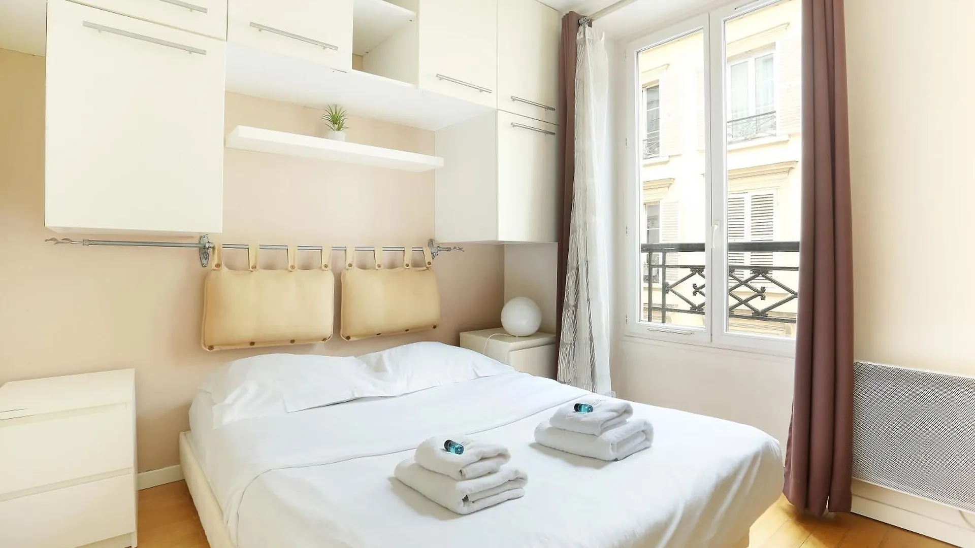 Pick A Flat'S Apartments In Batignolles - Rue Biot Parigi Francia