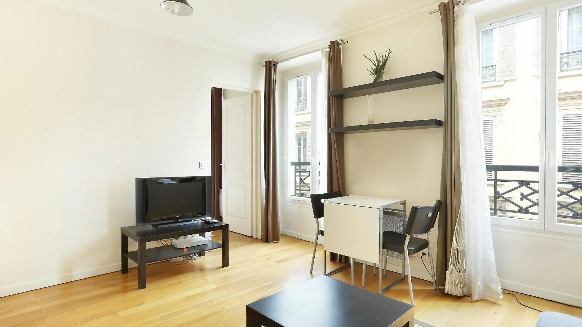 Pick A Flat'S Apartments In Batignolles - Rue Biot Parigi