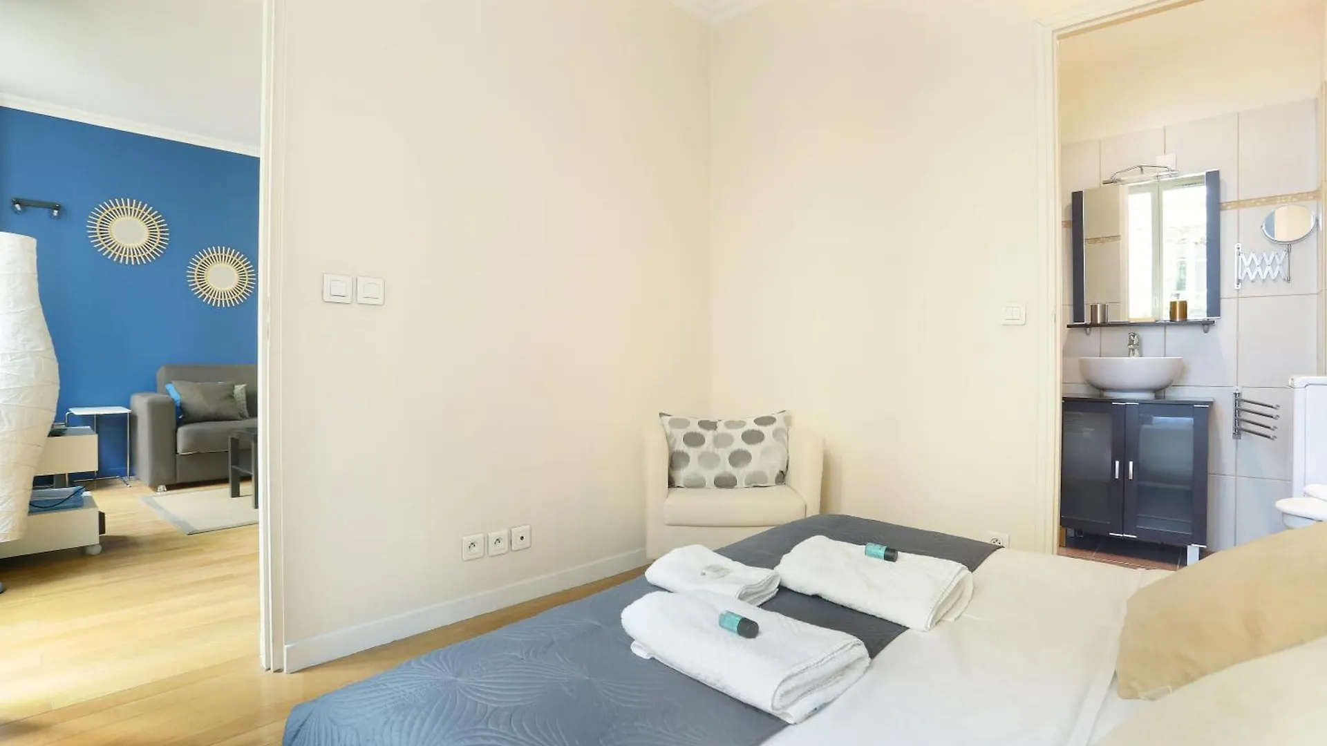 Pick A Flat'S Apartments In Batignolles - Rue Biot Parigi Francia
