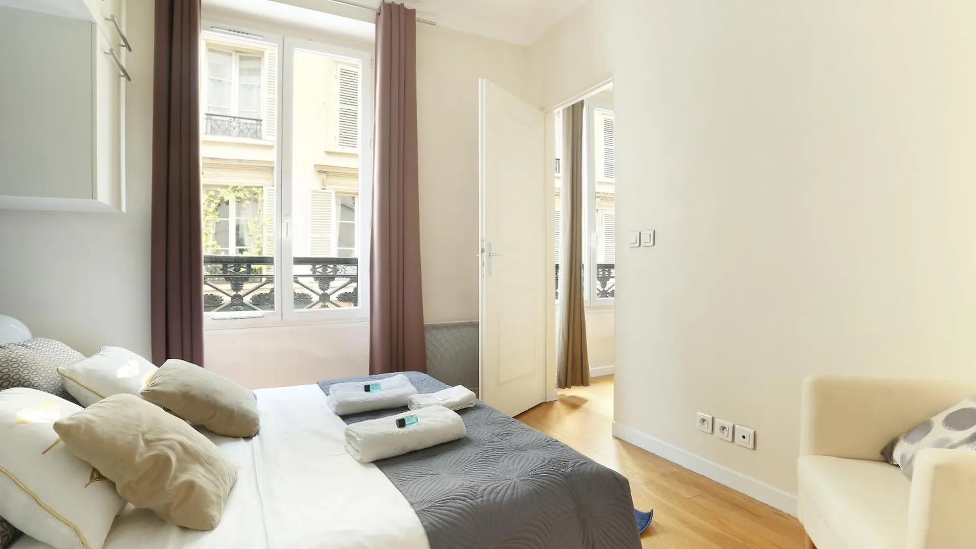 Pick A Flat'S Apartments In Batignolles - Rue Biot Parigi