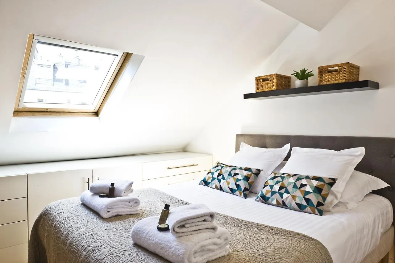 Pick A Flat'S Apartments In Batignolles - Rue Biot Parigi