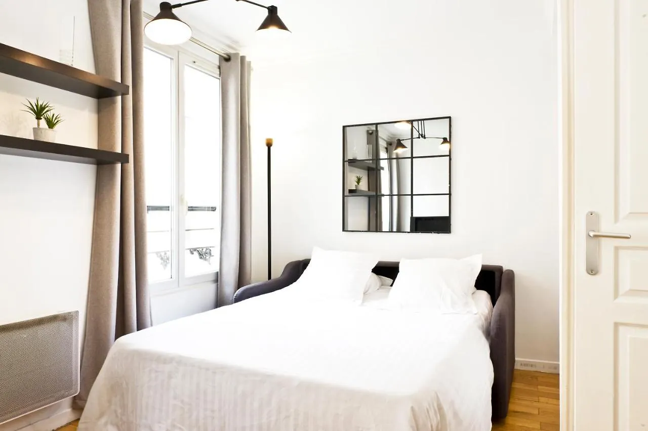 Pick A Flat'S Apartments In Batignolles - Rue Biot Parigi