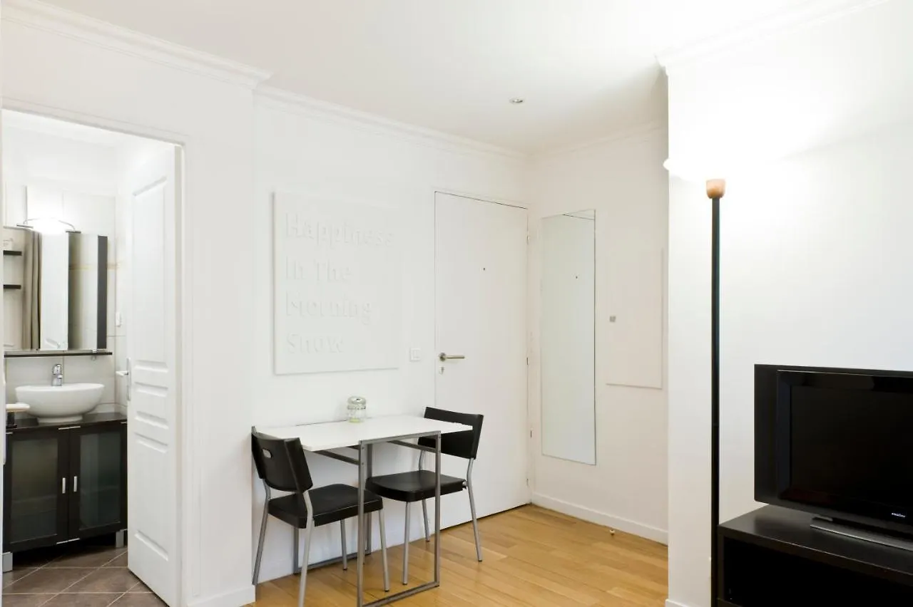Pick A Flat'S Apartments In Batignolles - Rue Biot Parigi