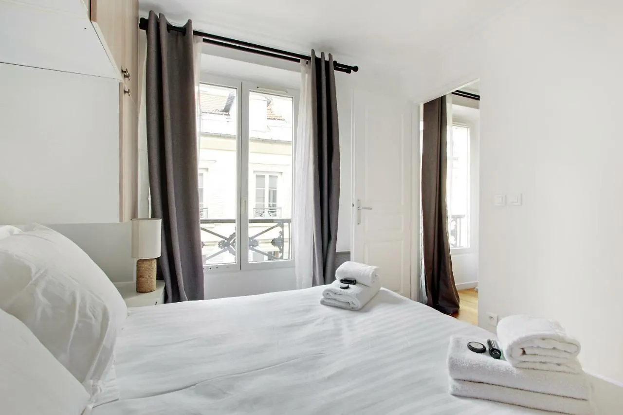 Pick A Flat'S Apartments In Batignolles - Rue Biot Paris
