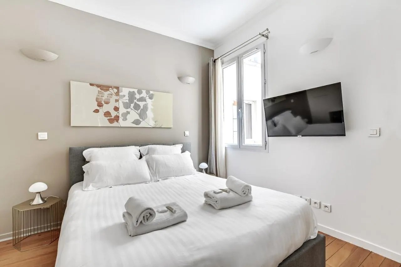 Pick A Flat'S Apartments In Batignolles - Rue Biot Parigi